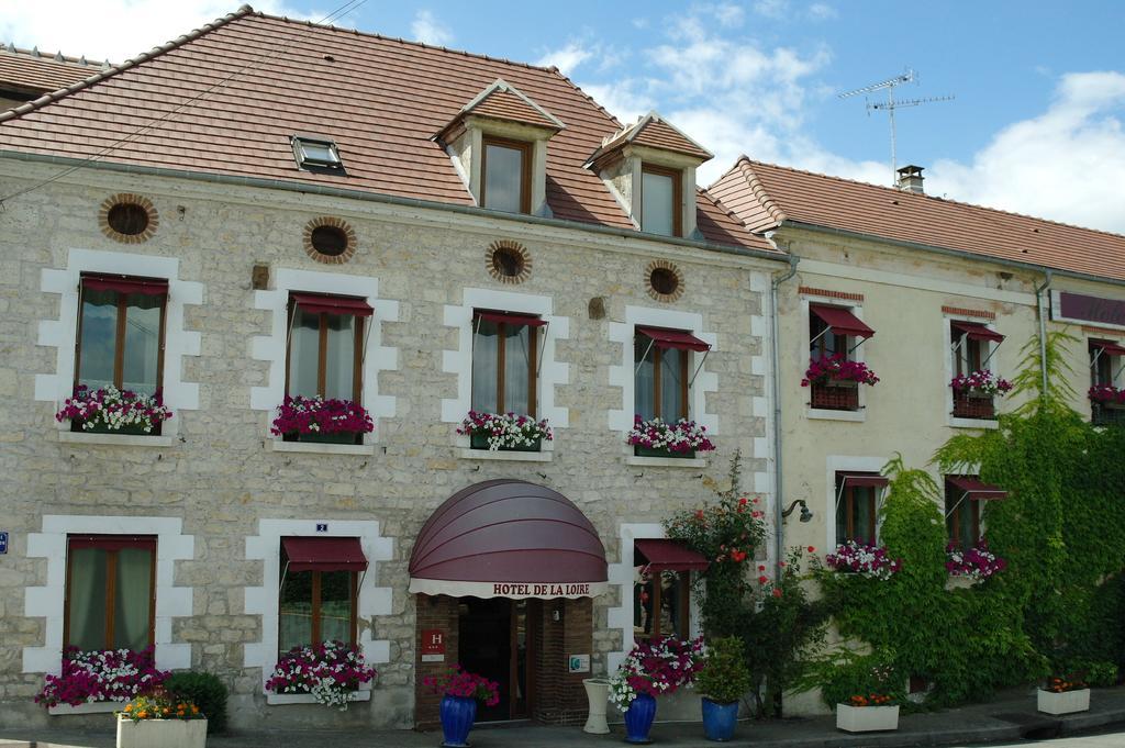 Hotel De La Loire Saint-Satur Eksteriør bilde